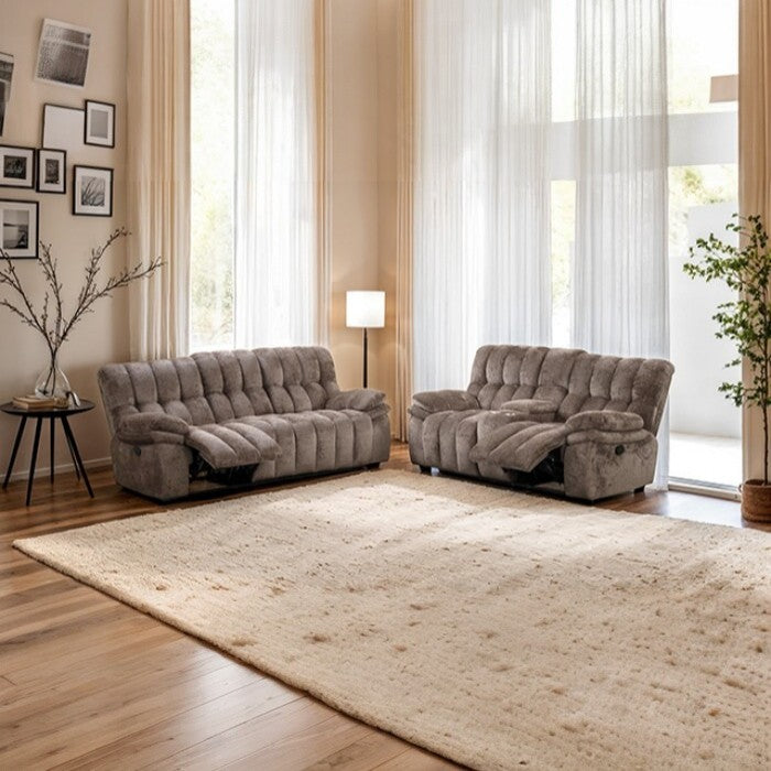 Hieronymo Manual Loveseat