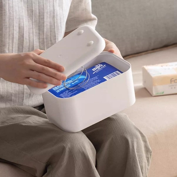 Spring-Loaded Tissue Boxes